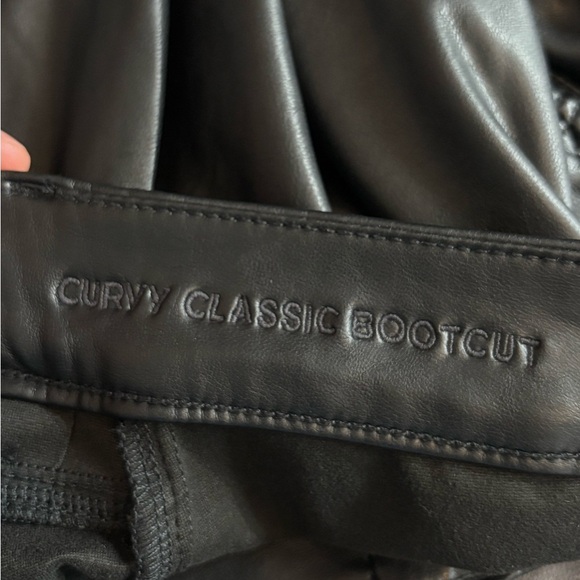 AmericanEagle outfitters black faux leather curvy classic bootcut jeans 28 short - Picture 4 of 16